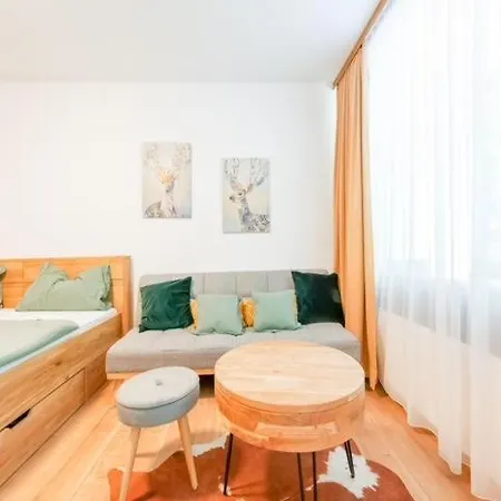 Schones Ferienapartment In Mit Balkon