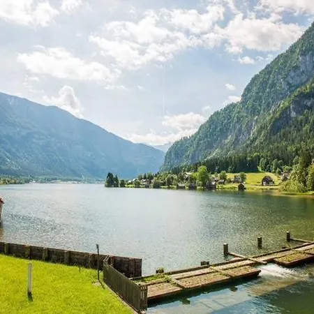 Schones Ferienapartment In Mit Balkon Bad Goisern am Hallstättersee